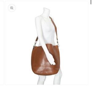m0851 Leather tote bag